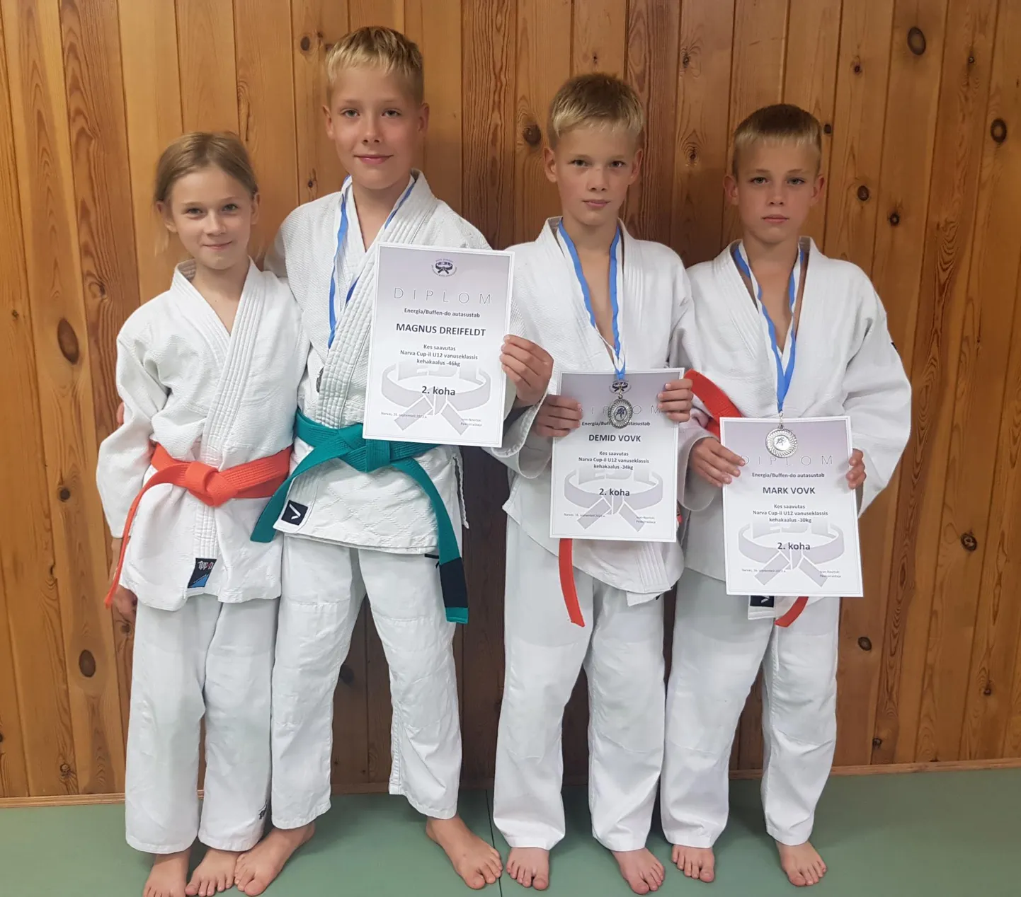 Hõbedaste medalitega on koha sisse võtnud Magnus Dreifeldt, Demid Vovk ja Mark Vovk