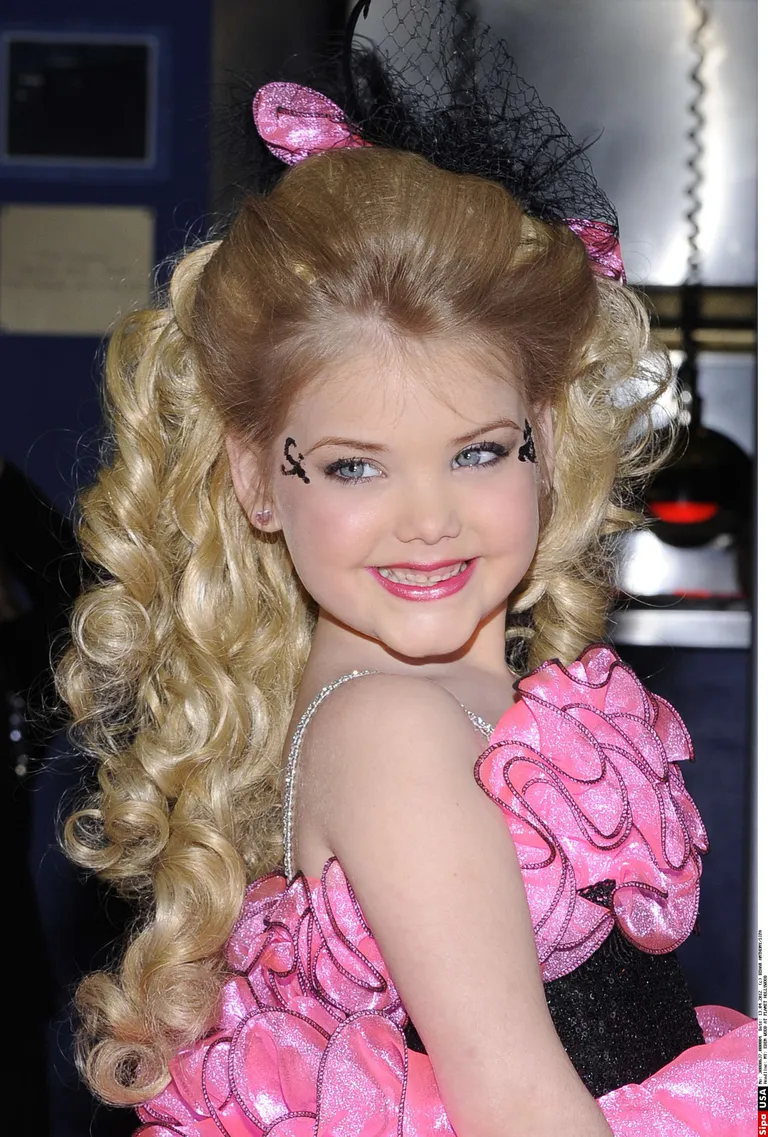 Участница детского конкурса красоты "Toddlers and Tiaras" Эден Вуд.