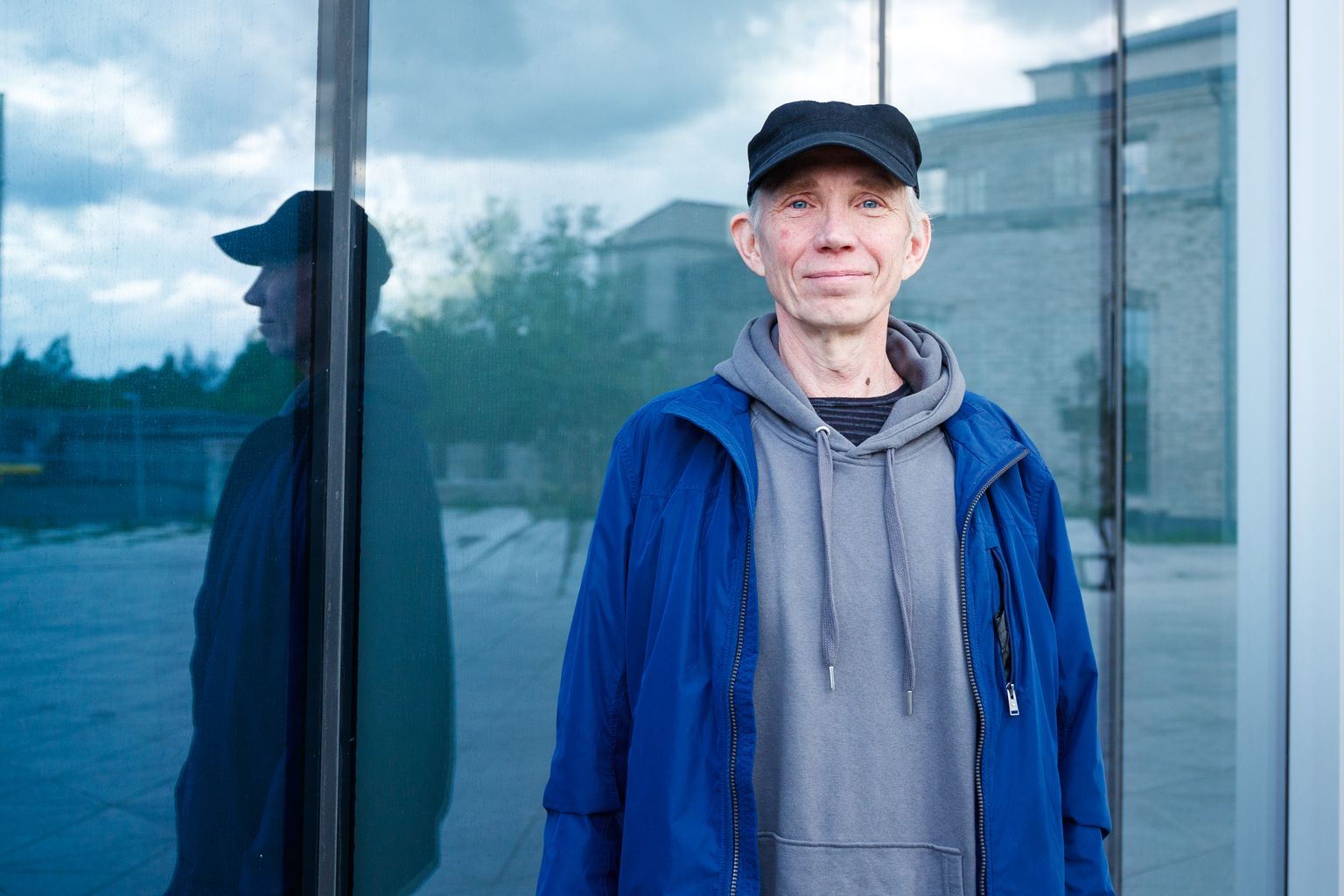 «Ma peaksin jah endiselt seal olema, sest mulle ei antud lennuluba. Kui arst ütles, et ta ei näe, et lendamine hull oleks, siis ma kohe esimesel võimalusel tagasi ka lendasin, sest Eestis olid kõik asjad kuhjunud.»