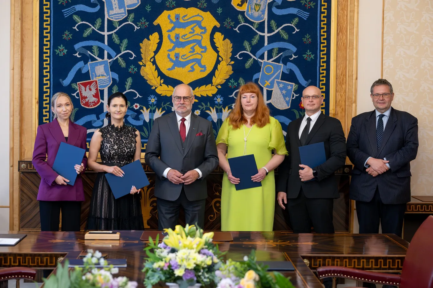 President Alar Karis nimetas ametisse viis uut kohtunikku.