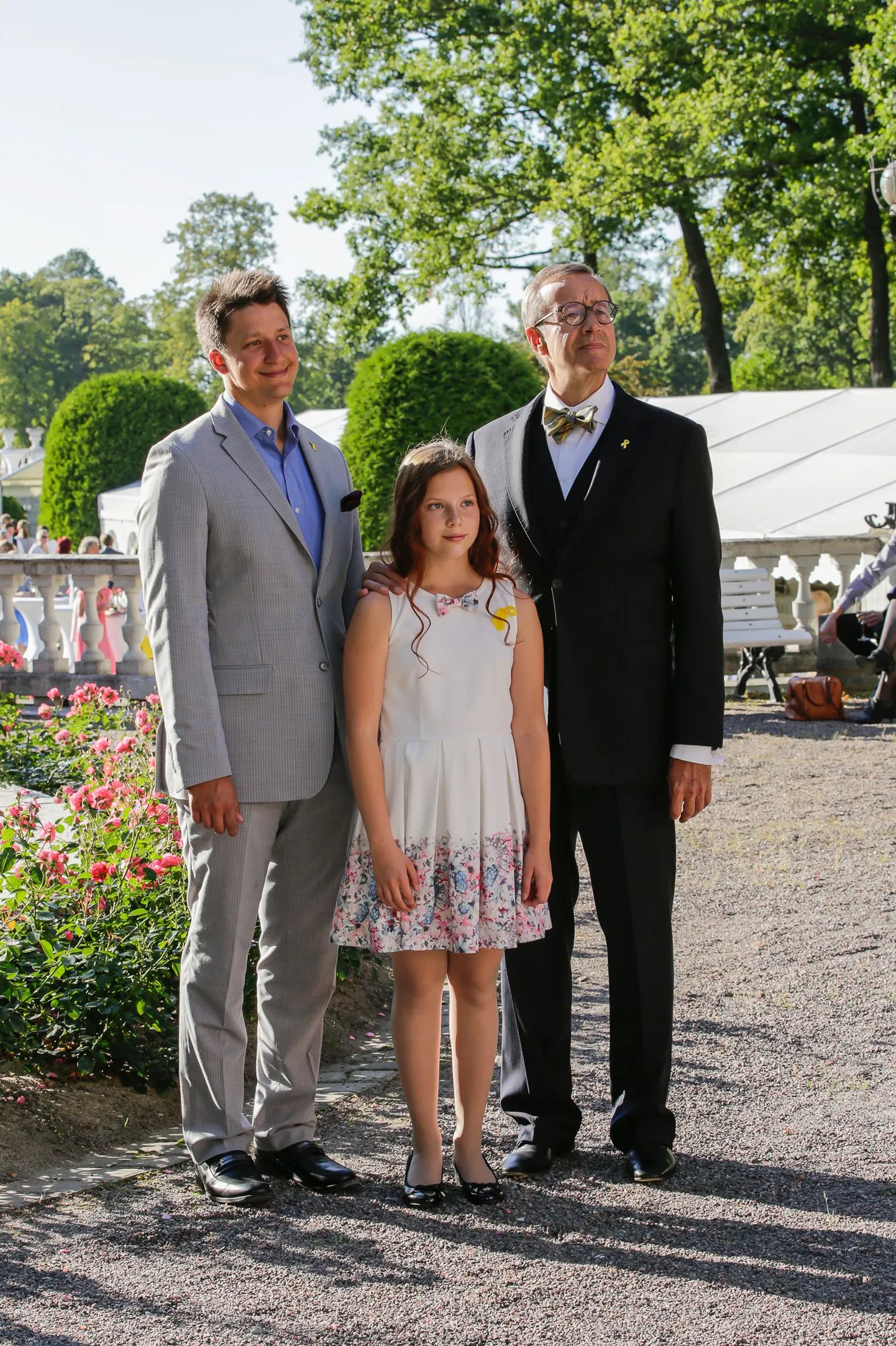 Taasiseseisvumispäeva vastuvõtt Kadrioru roosiaias.
President Toomas Hendrik Ilves koos lastega