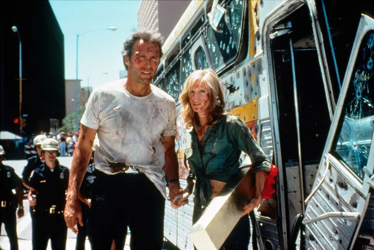 Clint Eastwood ja Sondra Locke 1977. aasta filmis «The Gauntlet»