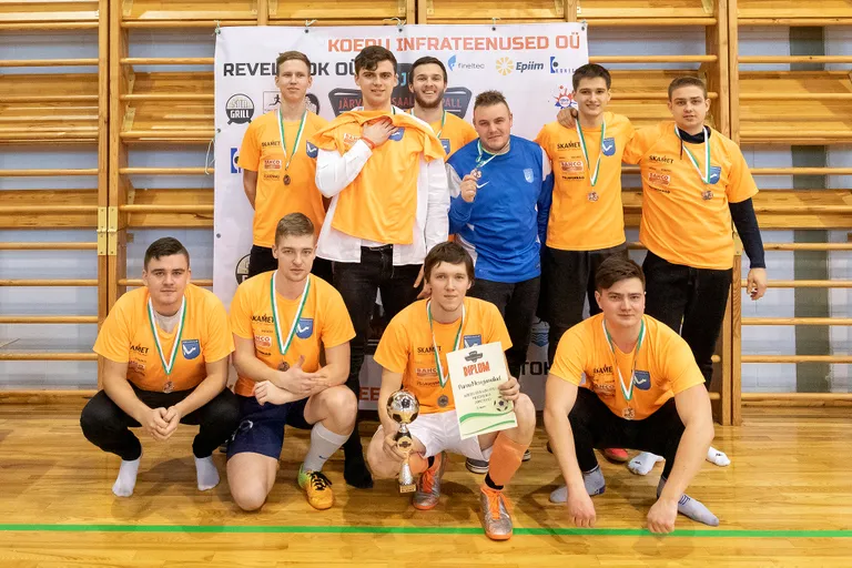 Koeru saalijalgpalli meistriliiga. III koht Pärnu Merejumalad.