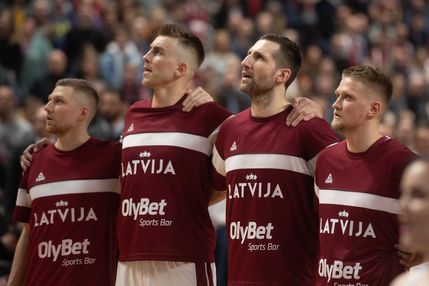Latvijas izlases basketbolisti - Ingus Jakovičs, Mārtiņš, Meiers, Ronalds Zaķis, Aigars Šķēle
