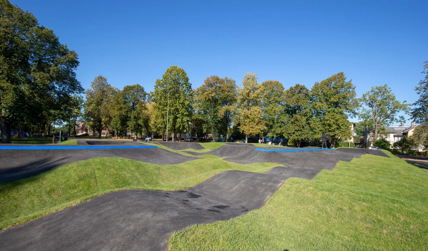 Eesti suurim Viljandis asuv pumptrack avatakse laupäeval.