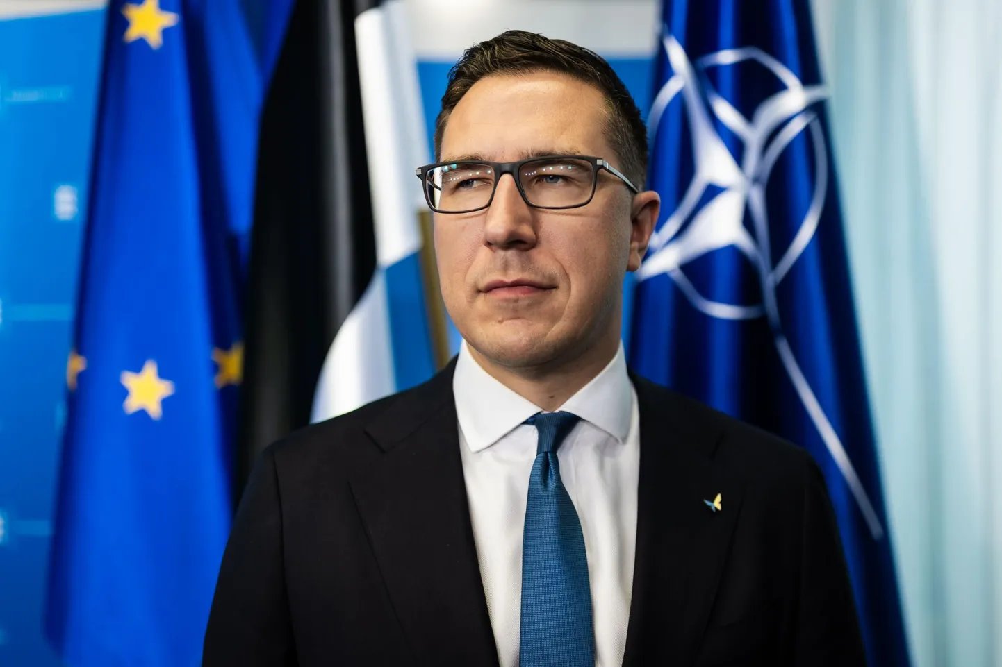 Ettevõtte tegevjuht on endine Eesti kaitseministeeriumi kantsler Kusti Salm.