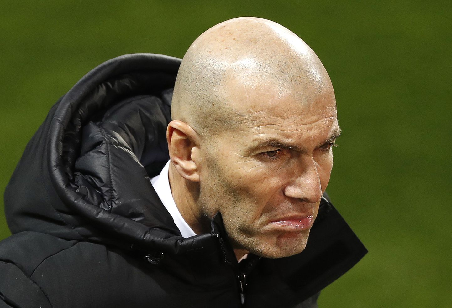 Madridi Reali peatreener Zinedine Zidane sai meedia peale pahuraks.