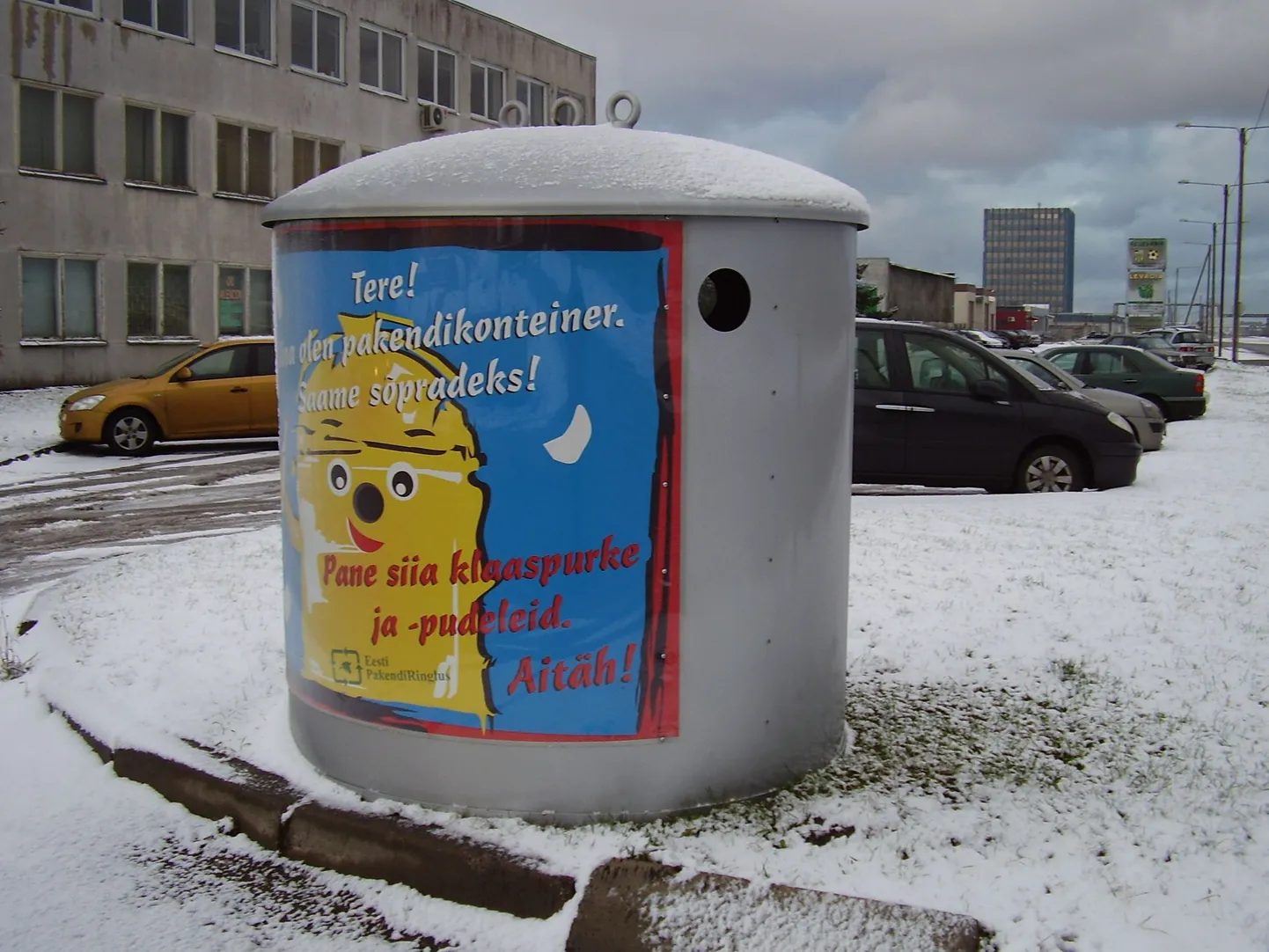 Klaaspakendite kogumiskonteiner.