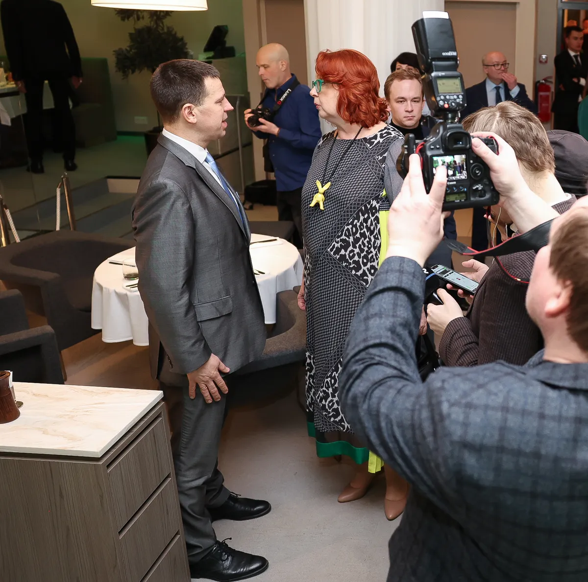 Ida-Virumaal tabas Keskerakond häving ja ringkonna esinumber Yana Toom ei ole kindel, et juhtunust järeldusi tehakse. Jüri Ratas eile matusemeeleolus ei olnud.