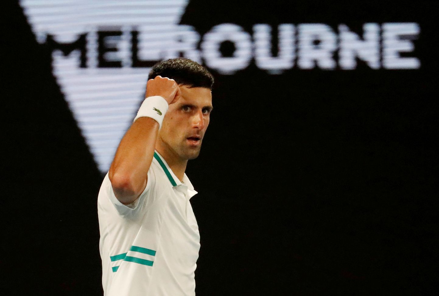 Novak Djokovic saab veidi kergemalt hingata.