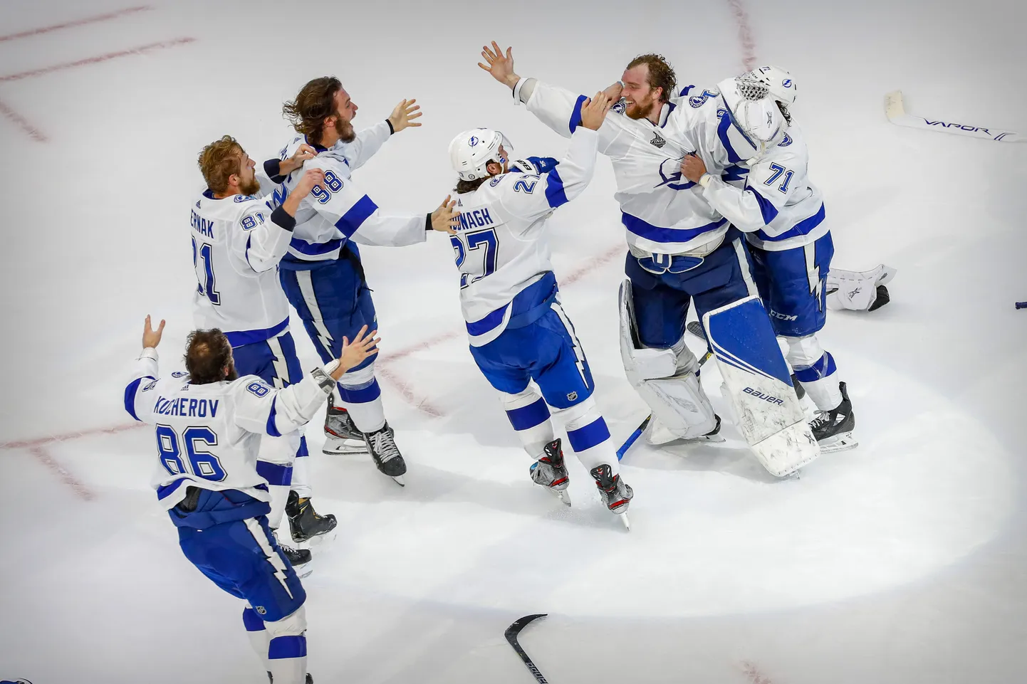 Tampa Bay Lightning tähistab Stanley Cupi võitu.
