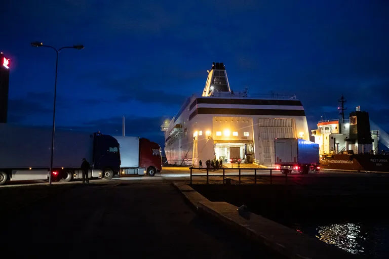 Ministeerium ja Tallink töötavad ka selle nimel, et Romantika jääks kaupa vedama Ventspilsi-Sassnitzi-Ventspilsi liinil ka evakuatsioonireisi järel.