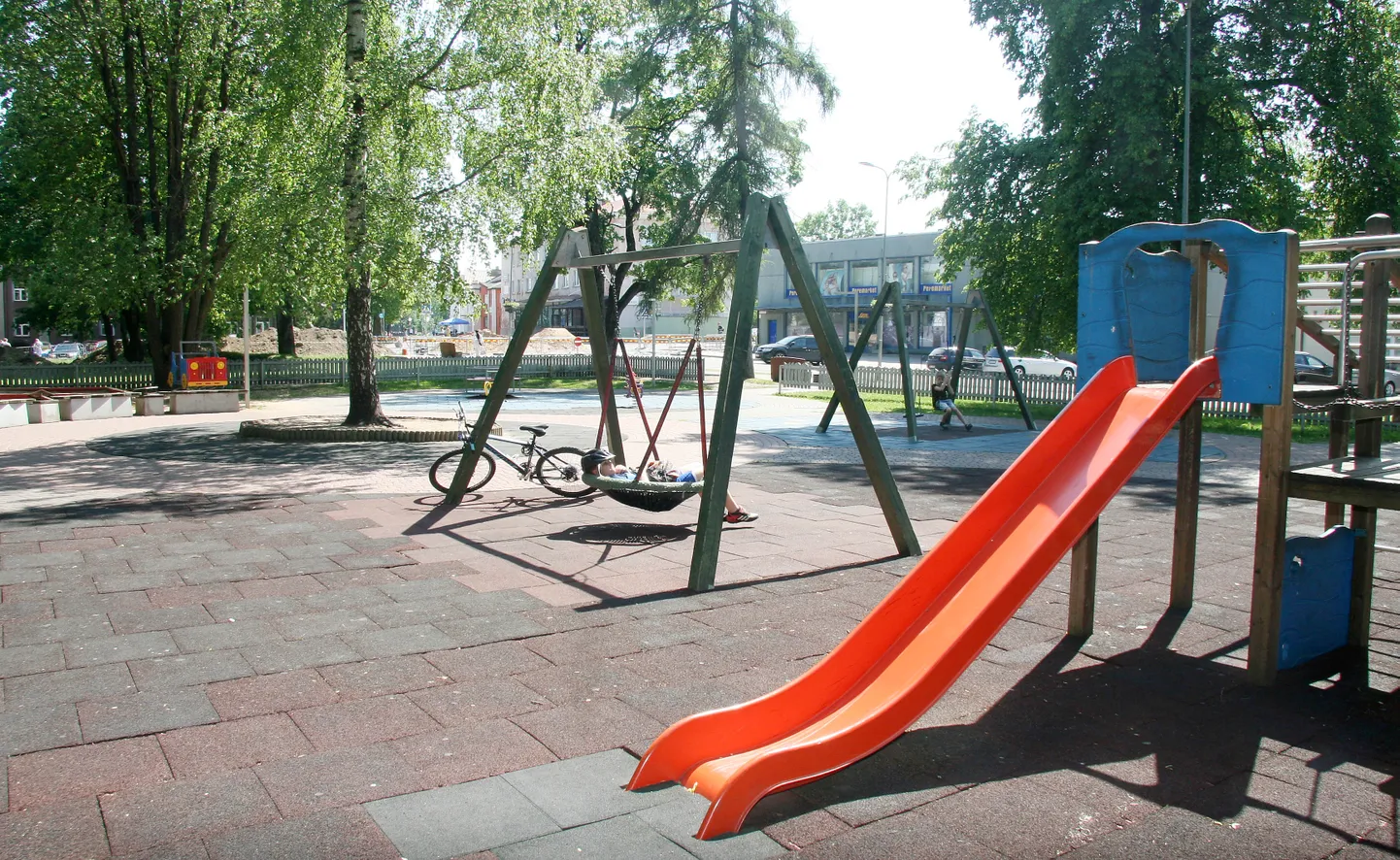 Jõhvi kesklinna praegune mänguväljak on kavas lammutada.