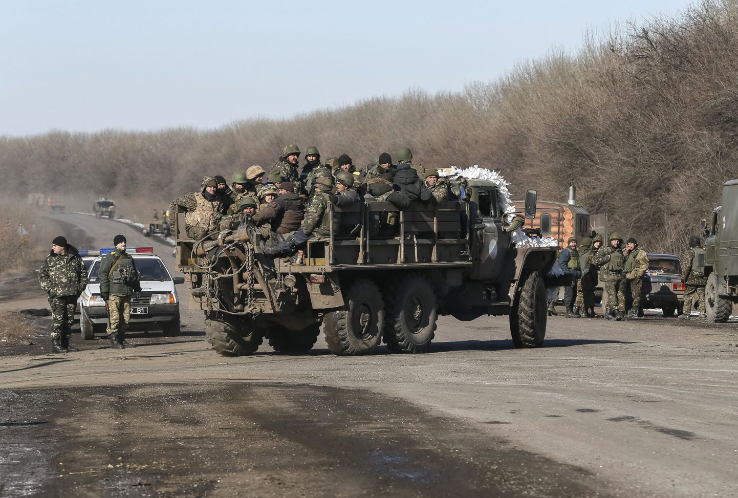 Ukraina sõdurite lahkumine Debaltseve piirkonnast.