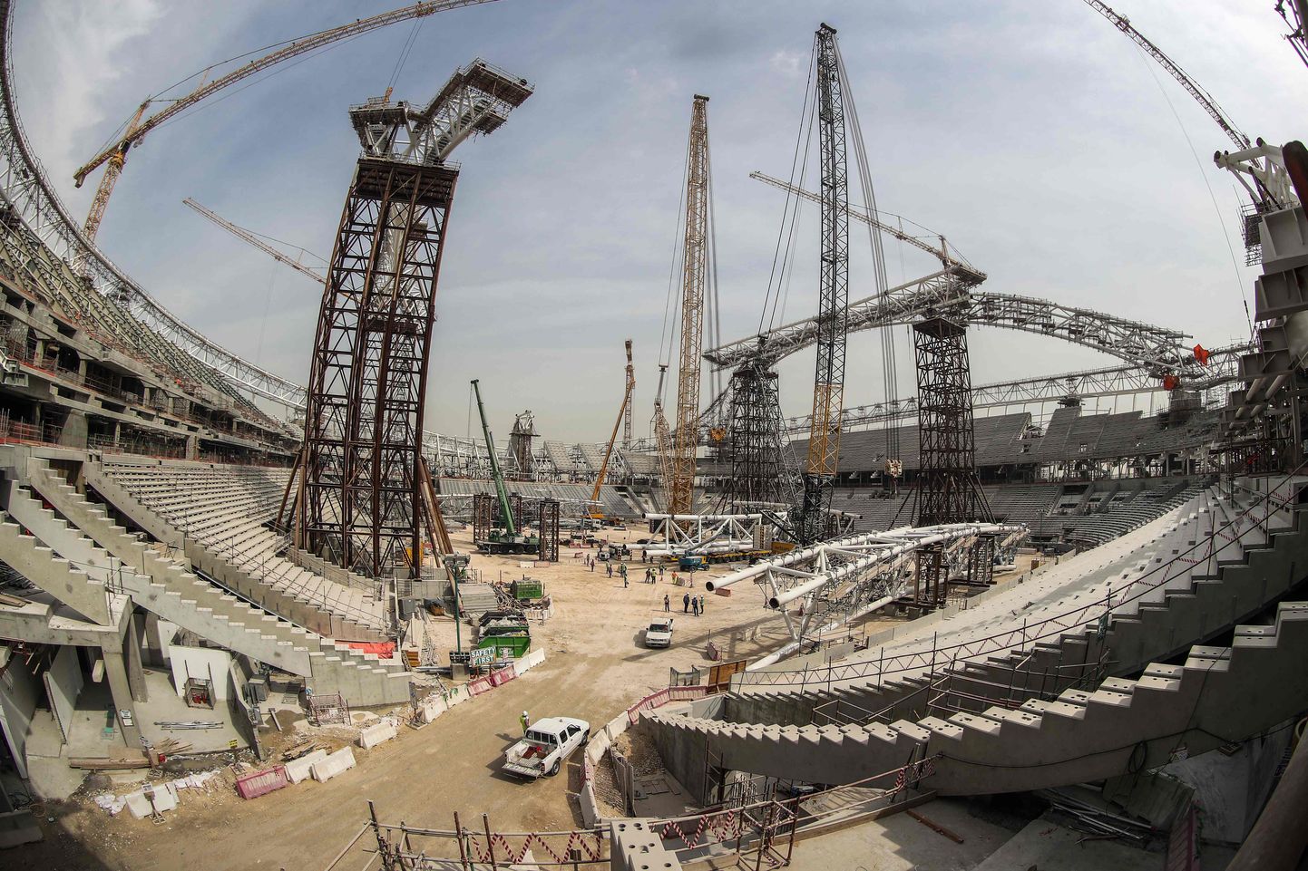 Al Wakrah staadioni ehitusel hukkus tööline