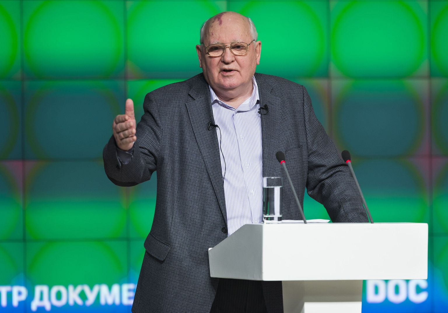 Mihhail Gorbatšov 30. märtsil Moskvas peetud loengul.