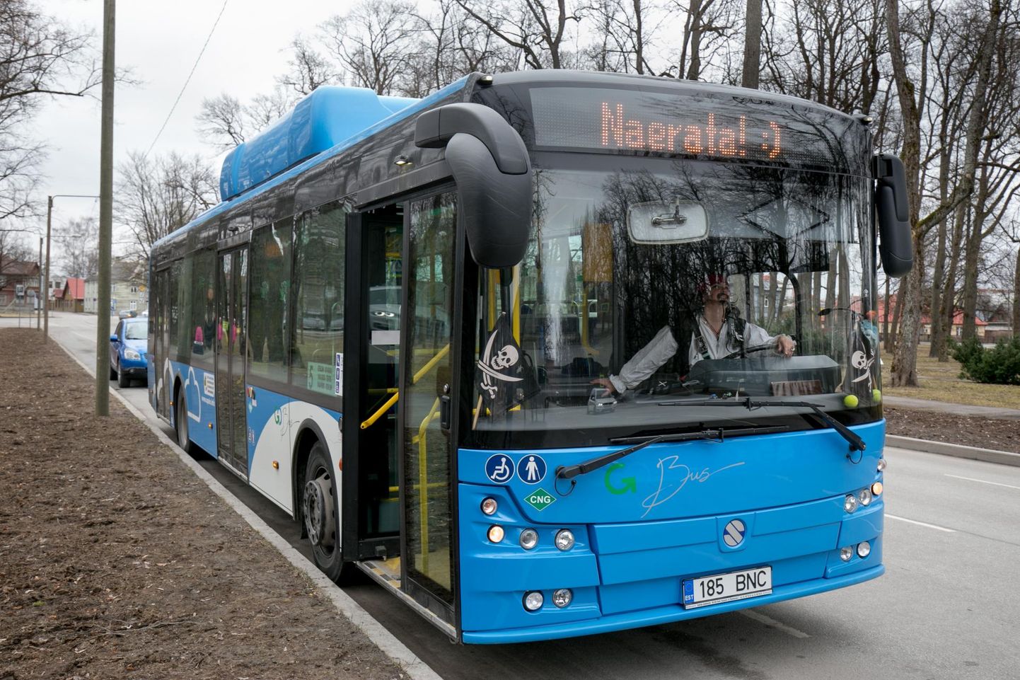 Praegu kasutatakse Pärnu linnabussides Rakveres tehtud gaasi. Targa linna klastriga ühinedes soovitakse tarvitusele võtta veel inovaatilisi lahendusi.