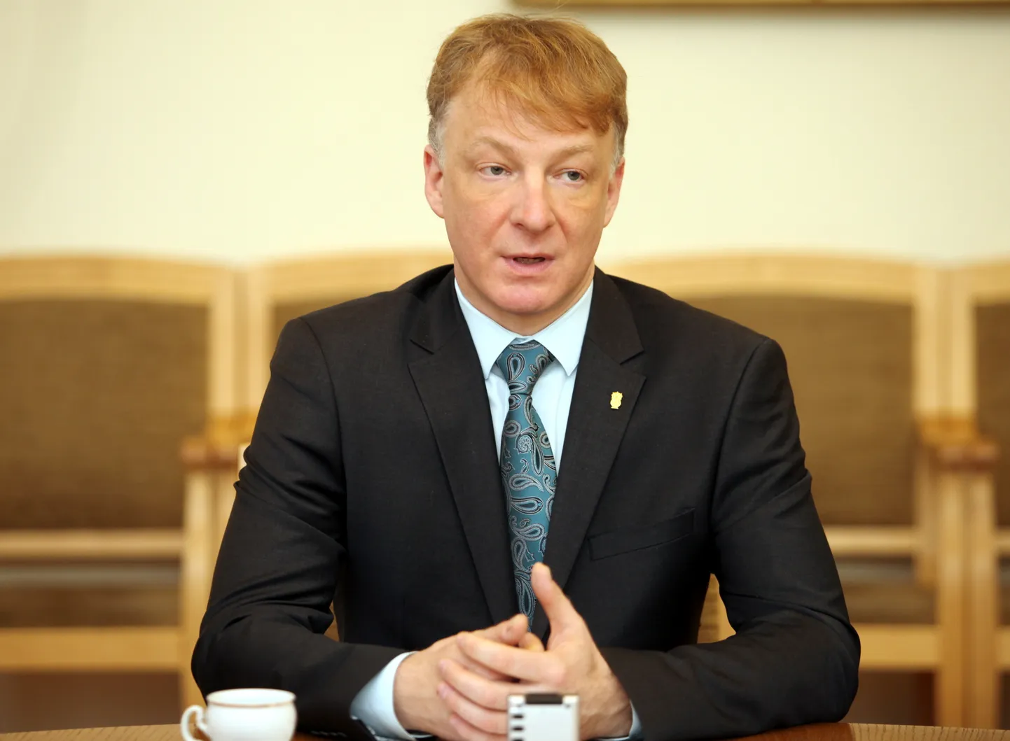 Jāzepa Vītola Latvijas Mūzikas akadēmijas (JVLMA) rektors Guntars Prānis piedalās preses konferencē, kurā iepazīstinai ar JVLMA un "LMT Gada Balvas 2017" laureātiem un viņu sasniegumiem.