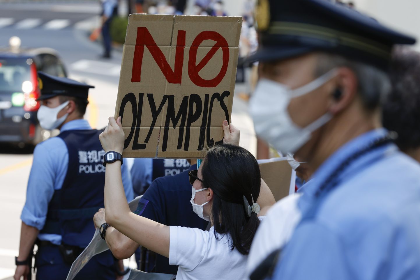 Olümpia vastane meeleavaldus Tokyos.