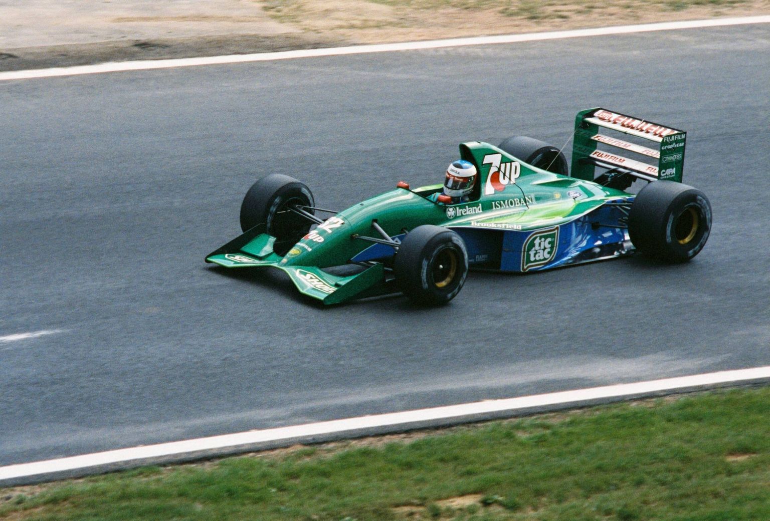 Michael Schumacher debüüt 1991. aastal Spa rajal lõppes siduririkke tõttu vaid sajakonna meetri järel. Ühtlasi sai järsult otsa tema äsja alanud karjäär Jordanis.