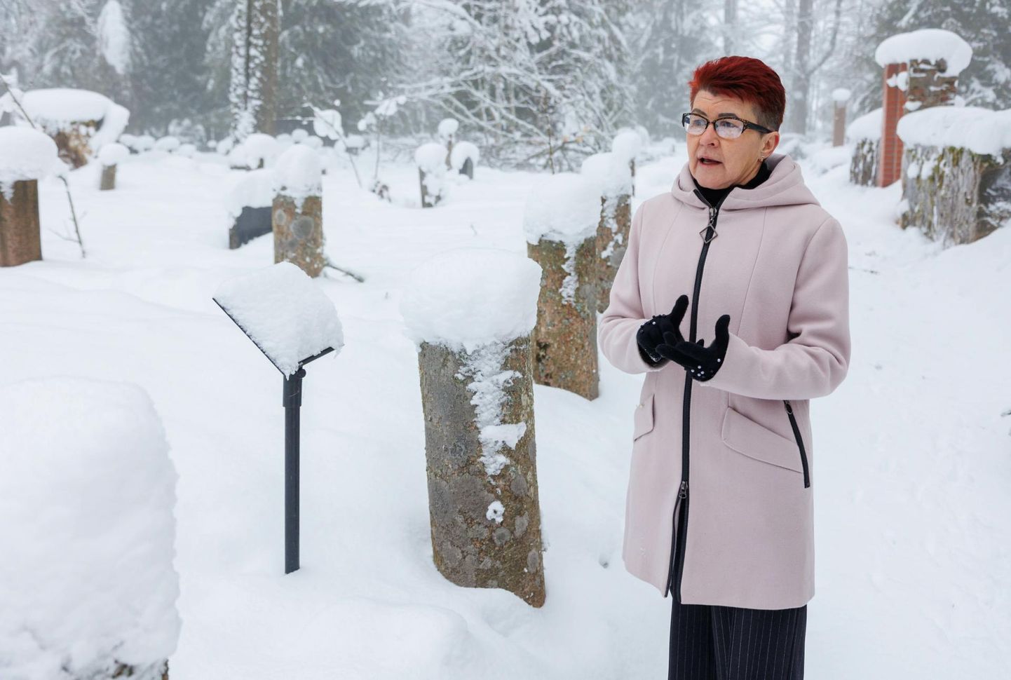 Sangaste kalmistuvaht Anneli Puksov