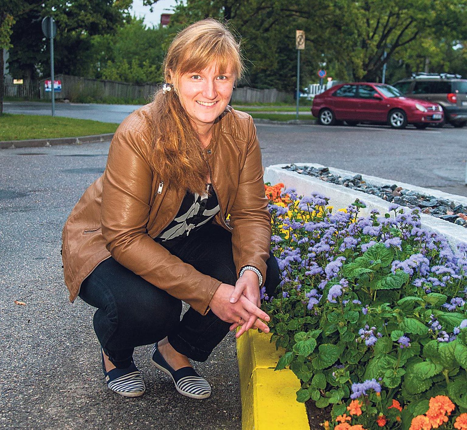 Klassiõpetaja Kati Rahuoja eelistab linnakärale väikeasula rahulikku elutempot.
