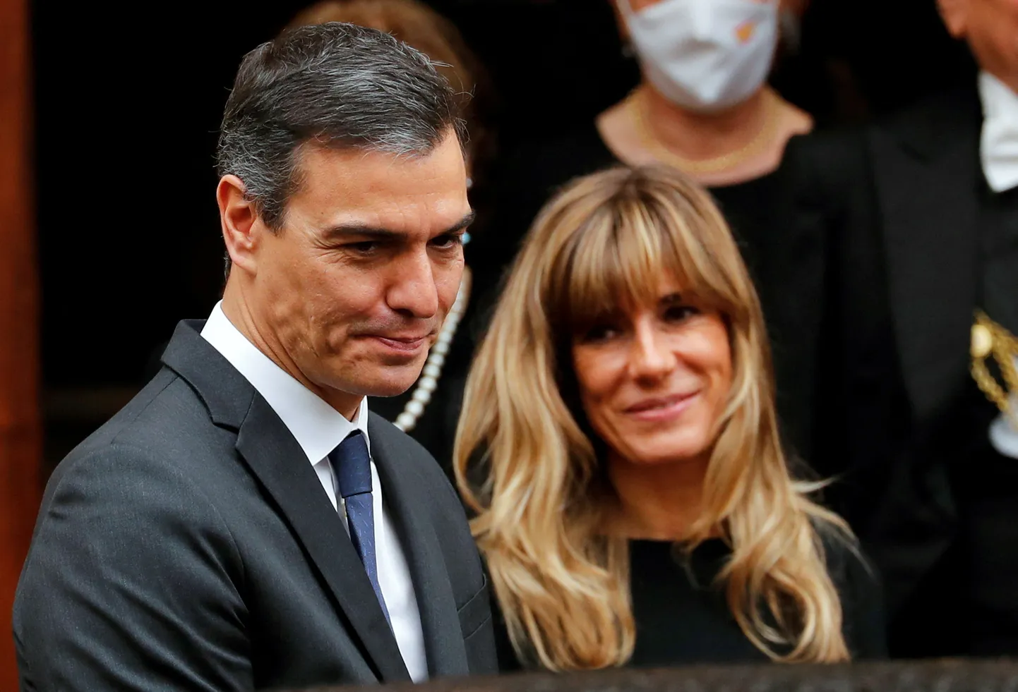 Spānijas premjerministrs Pedro Sančess ar sievu.