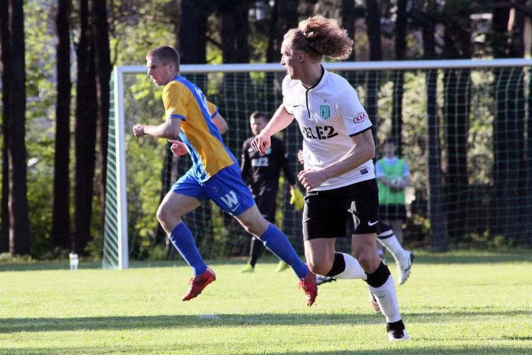 Mullu sai Flora kõigis neljas mängus Pärnust jagu. FOTO: