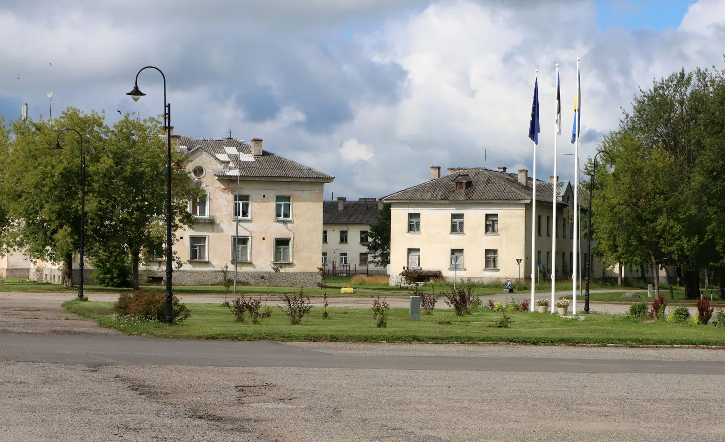 Sompas pole soojustorustikku senini remontima hakatud ning linnaelanike küsimused on endiselt vastuseta.