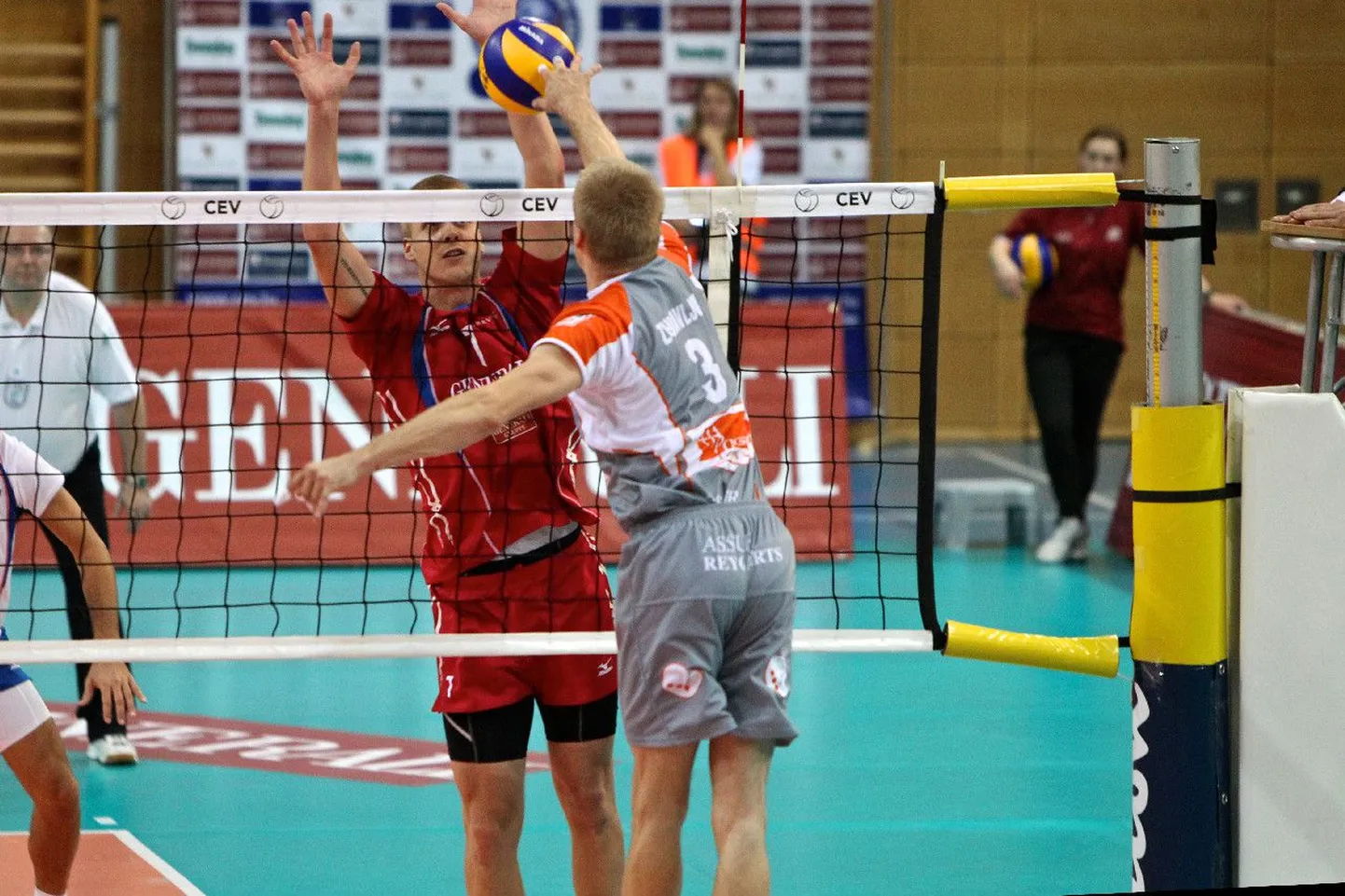 Eivo Žuravljov rünnakul.