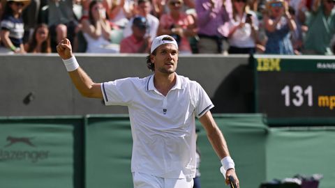 ÜLLATUS ⟩ Soomlane alistas Wimbledonil maailma viienda reketi