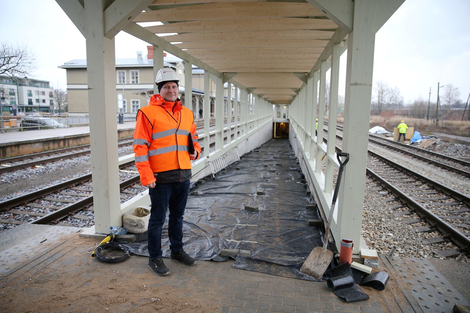 AS Eesti Raudtee projektijuht Rene Pruunsild eelmisel aastal valmimisjärgus Vaksalis.