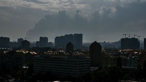 Kyiv Endures Night of Explosions Amid Record Air Raids