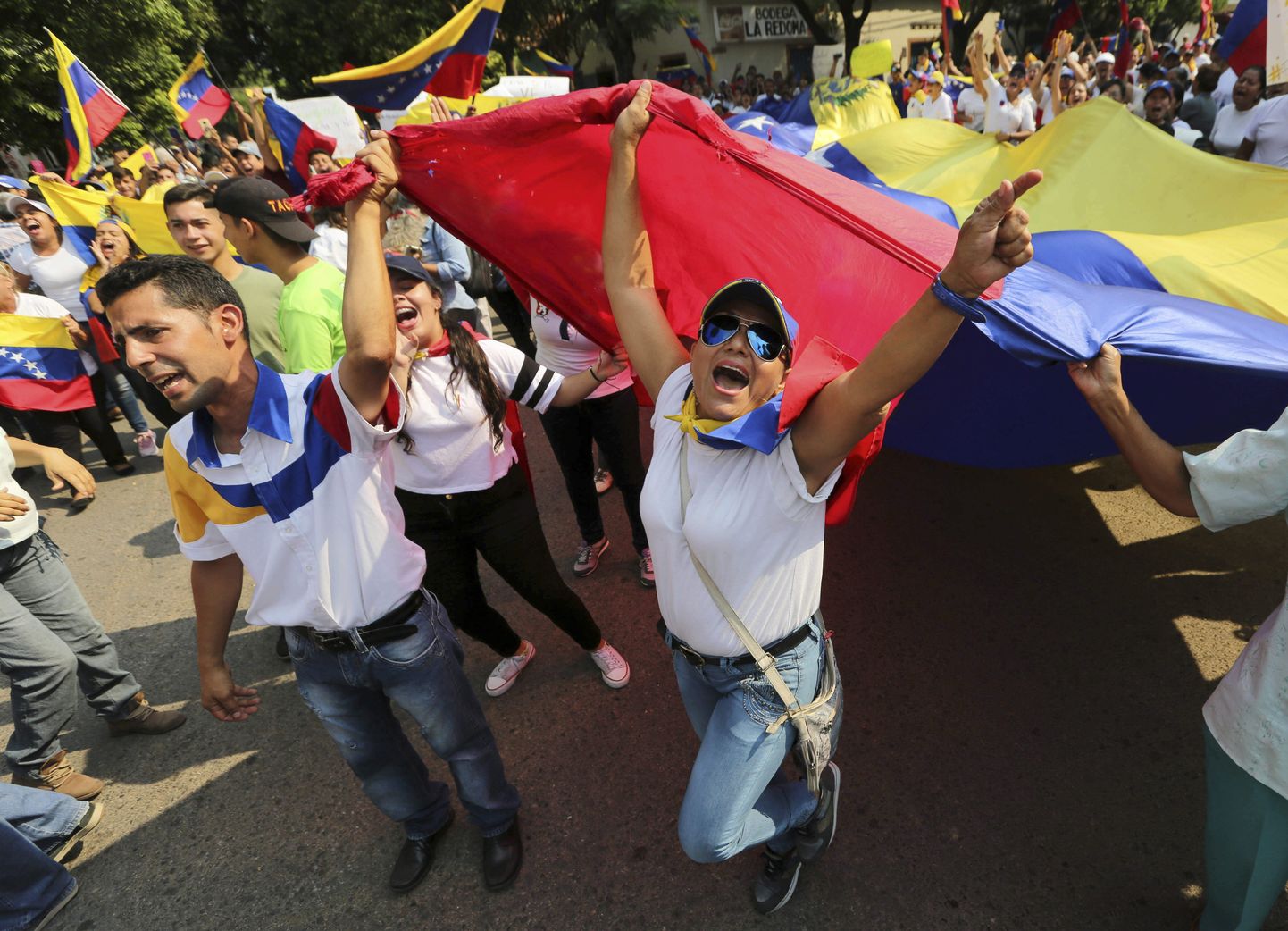 Venezuela valitsusvastased meeleavaldajad Urenas.