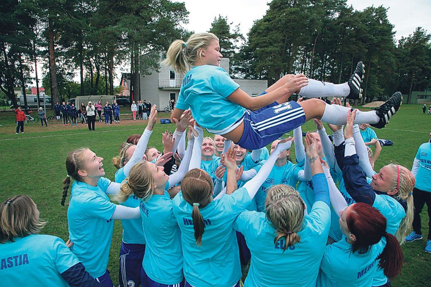 Pärnu jalgpalliklubi naiskond tegi Meistrite liiga põhiturniirile jõudes ajalugu.