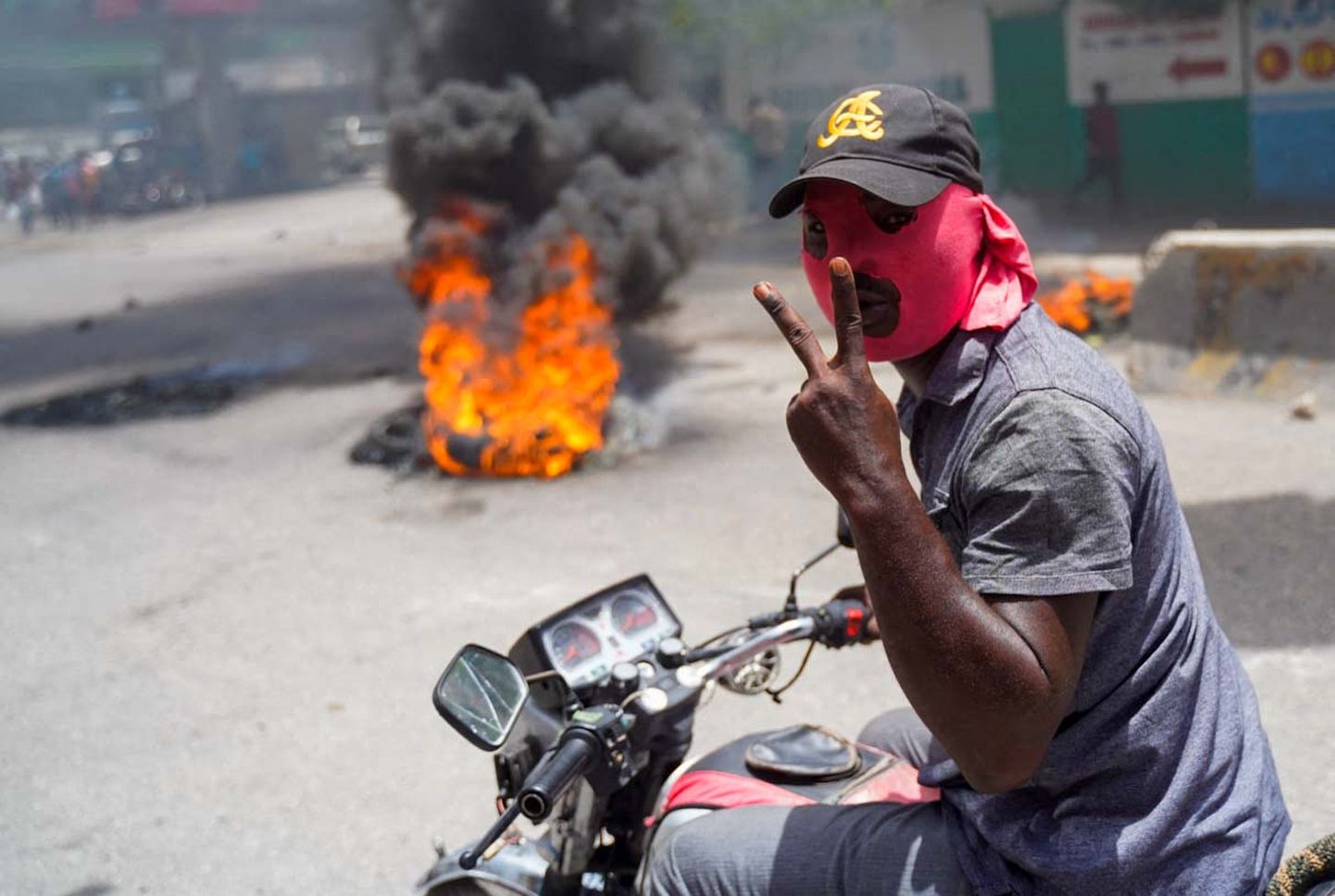 Haiti tänavatel lokkab vägivald.
