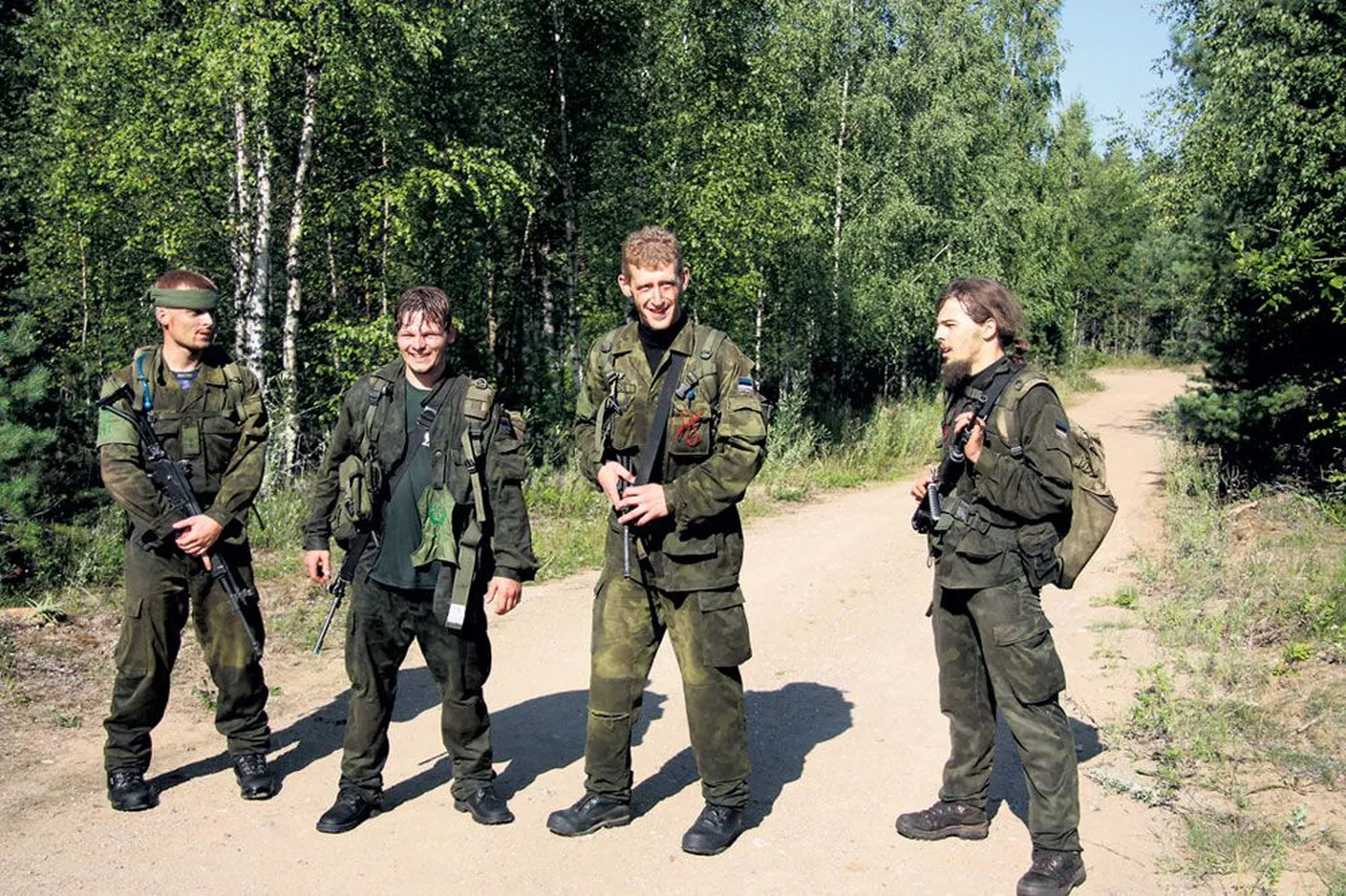 Tartu maleva teine võistkond, nooremleitnant Janar Arumets (vasakult), reamees Jaak Kirsipuu, kapral Indrek Roos ja reamees Indrek Rebane, jäi malevakaaslaste järel teiseks.