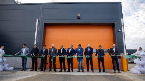 GALERII ⟩ Ministrid vältisid Eesti uusima tööstusinvesteeringu avamispidu