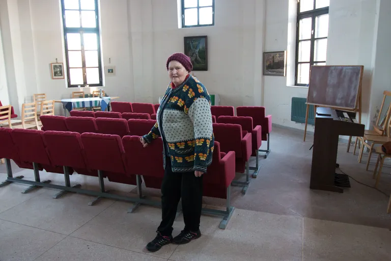 Аита Лакс