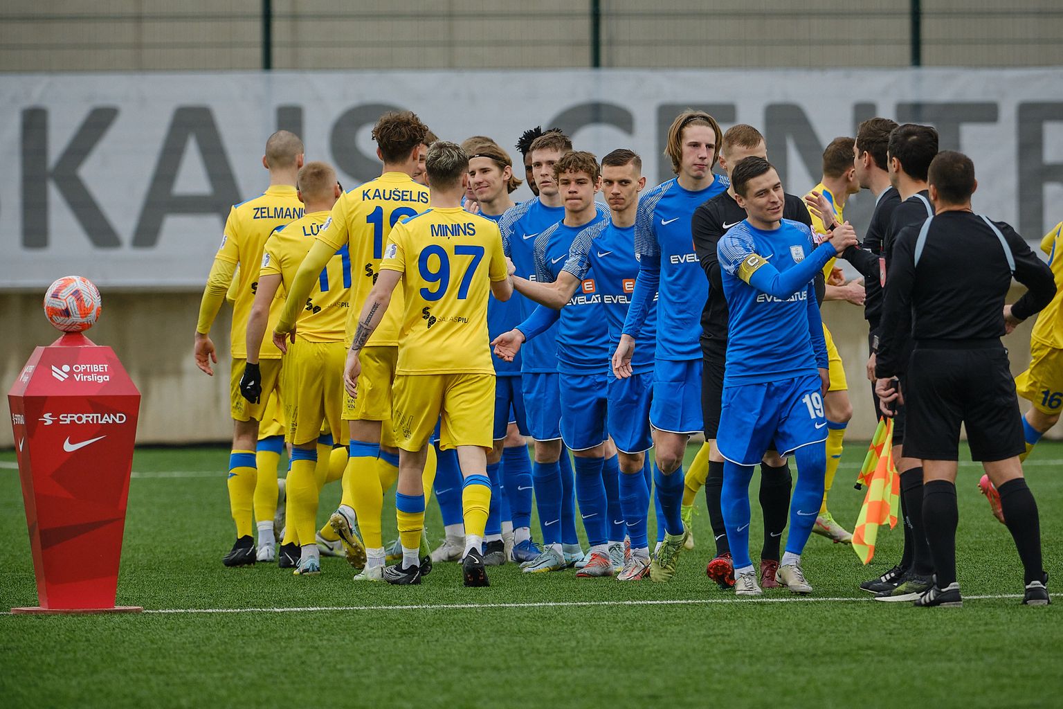 "Daugavpils" un "Super Nova" futbolisti
