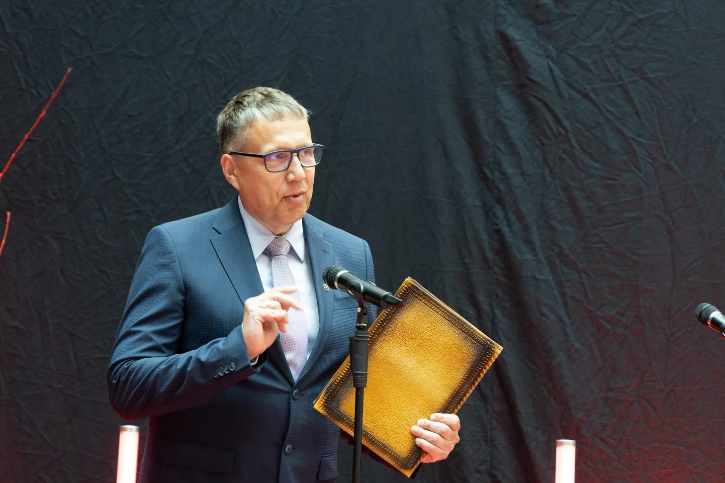 12 aasta uue haigla kavandamist ning üle nelja aasta ehitamist sai sel nädalal läbi. Viljandi haigla juhatuse esimees Priit Tampere sai kolmapäeval Tervikumi avamisel pika töö vilju nautida.