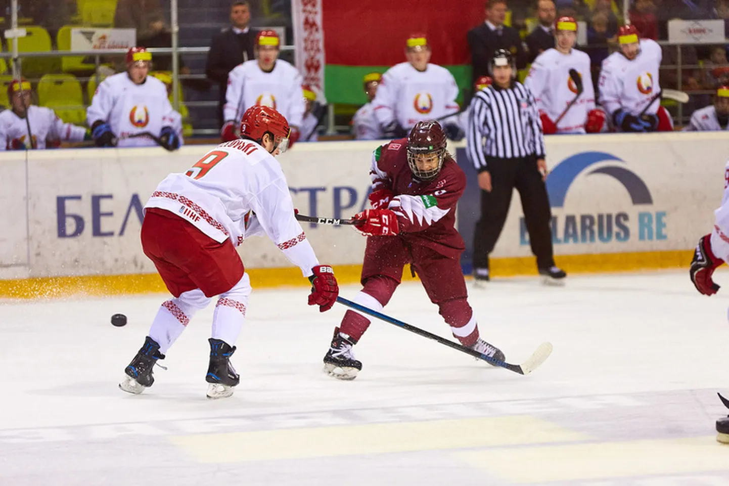 Latvijas U-20 hokeja izlase turnīra pirmajā spēlē pret Baltkrieviju.