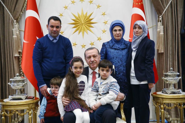 Bana Al-Abed ja ta pere kohtusid Türgi presidendiga