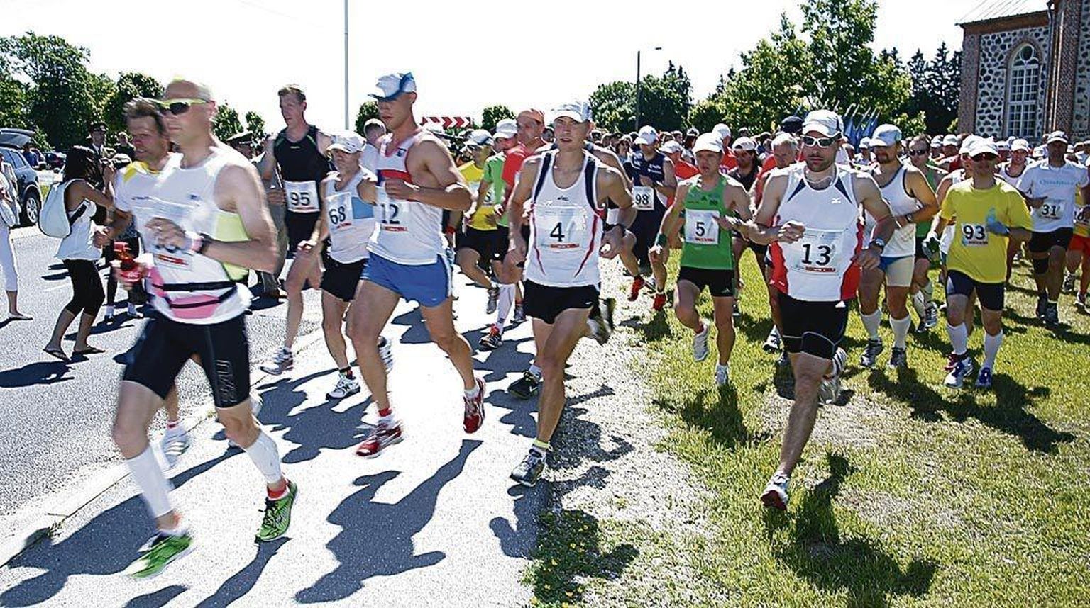 Pärnumaa võidupüha maraton Torist Pärnusse oli üks maakondlikke ettevõtmisi, mida toetas kohaliku omaalgatuse programm.