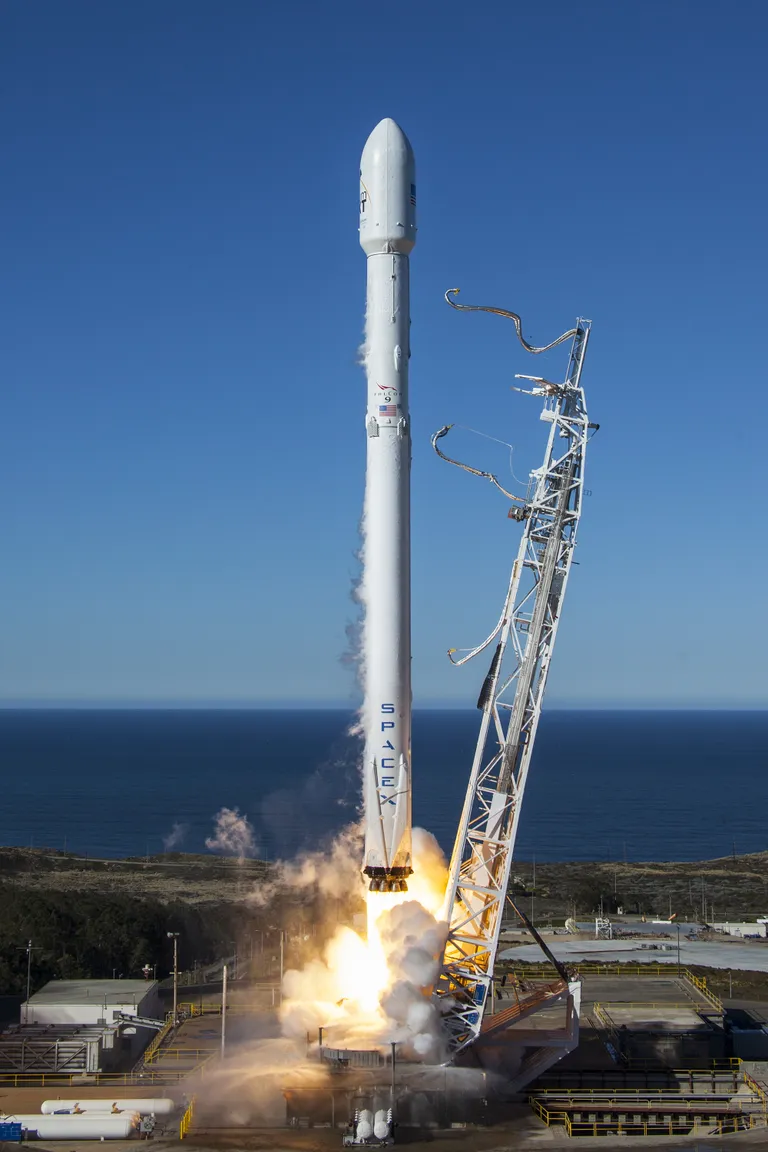 Falcon 9 kanderakett.