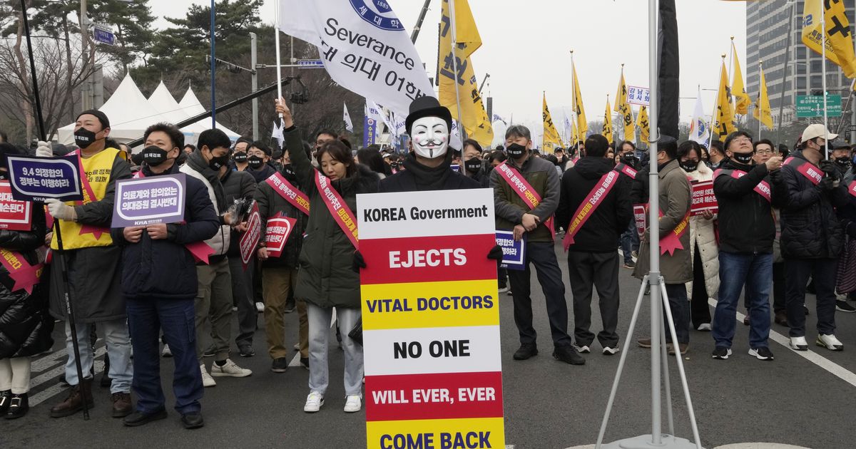 Lõuna-Korea arstid avaldasid valitsuse vastu meelt
