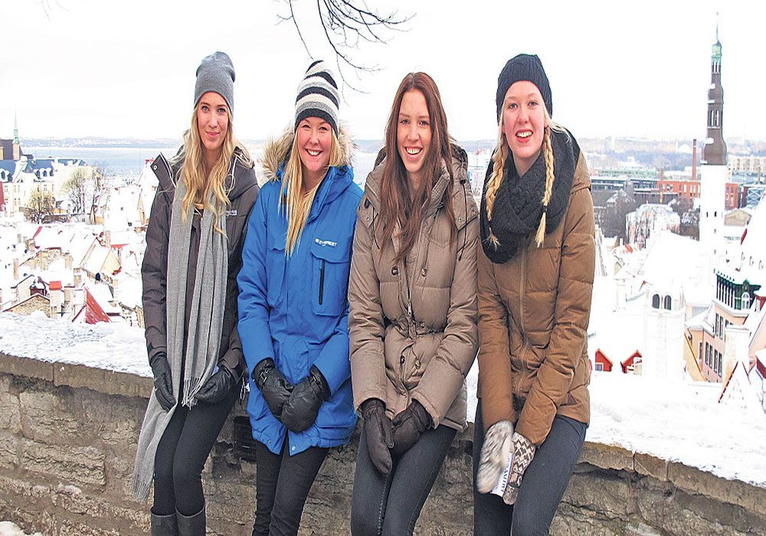 Pea ees tundmatusse: Madelen Isbergi (vasakult), Emilie Pinola, Matilda Lindkvisti ja Caroline Mattssoni tõi Rootsist vanemate kodust võõrasse Eestisse seiklushimu.