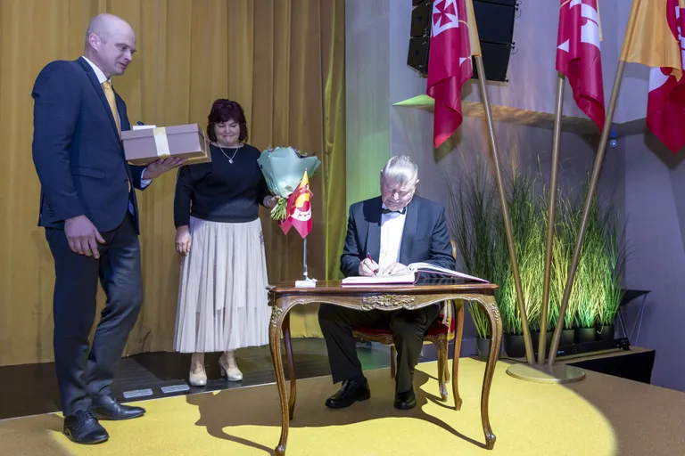 Tori vald tunnustas 7. aastapäeva puhul oma silmapaistvaid inimesi ja ettevõtteid.