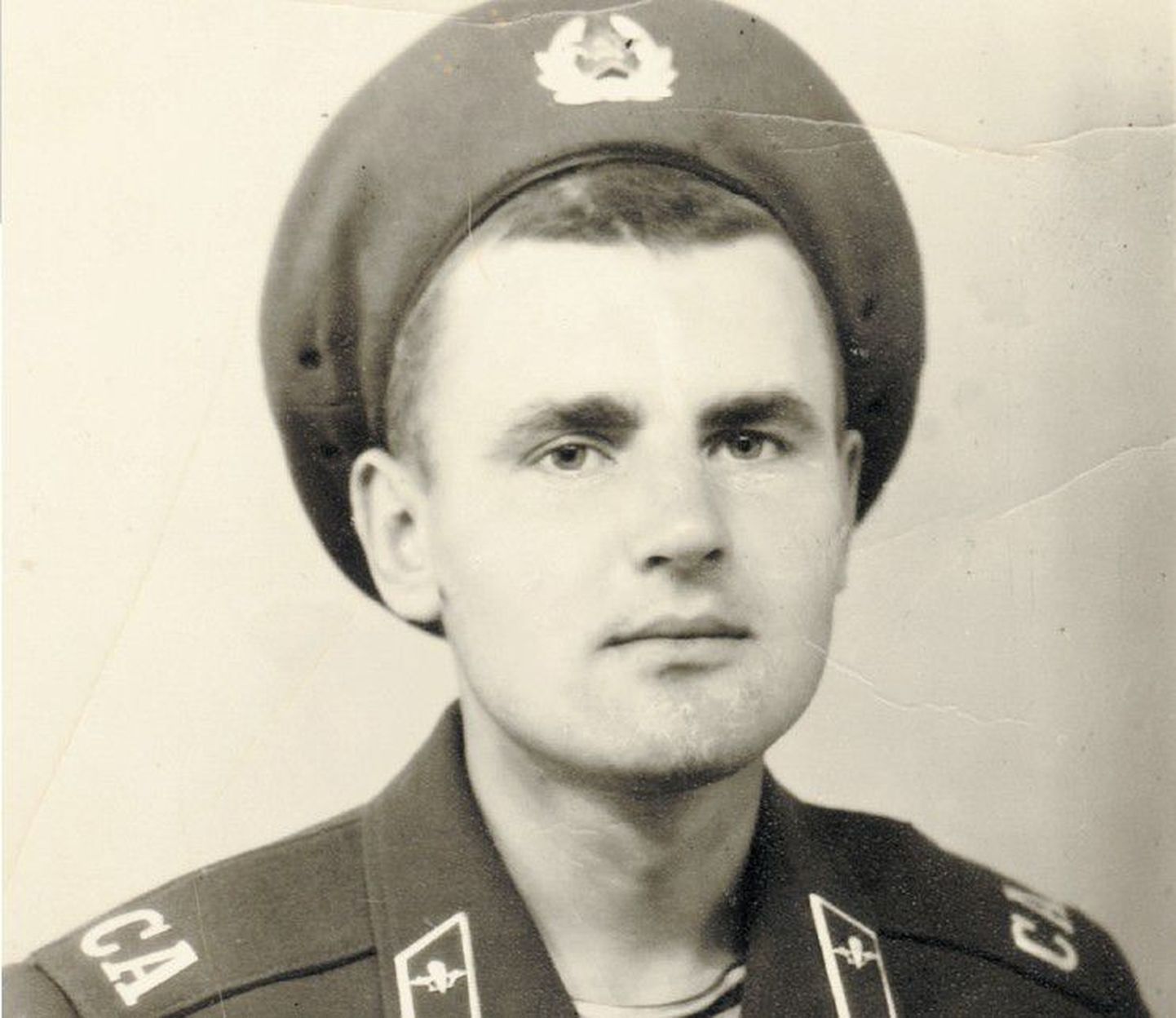 Kiviõlis sündinud Aarne Vinni oli tavaline eesti noormees, kes 1978. aastal kutsuti Nõukogude armeesse aega teenima.