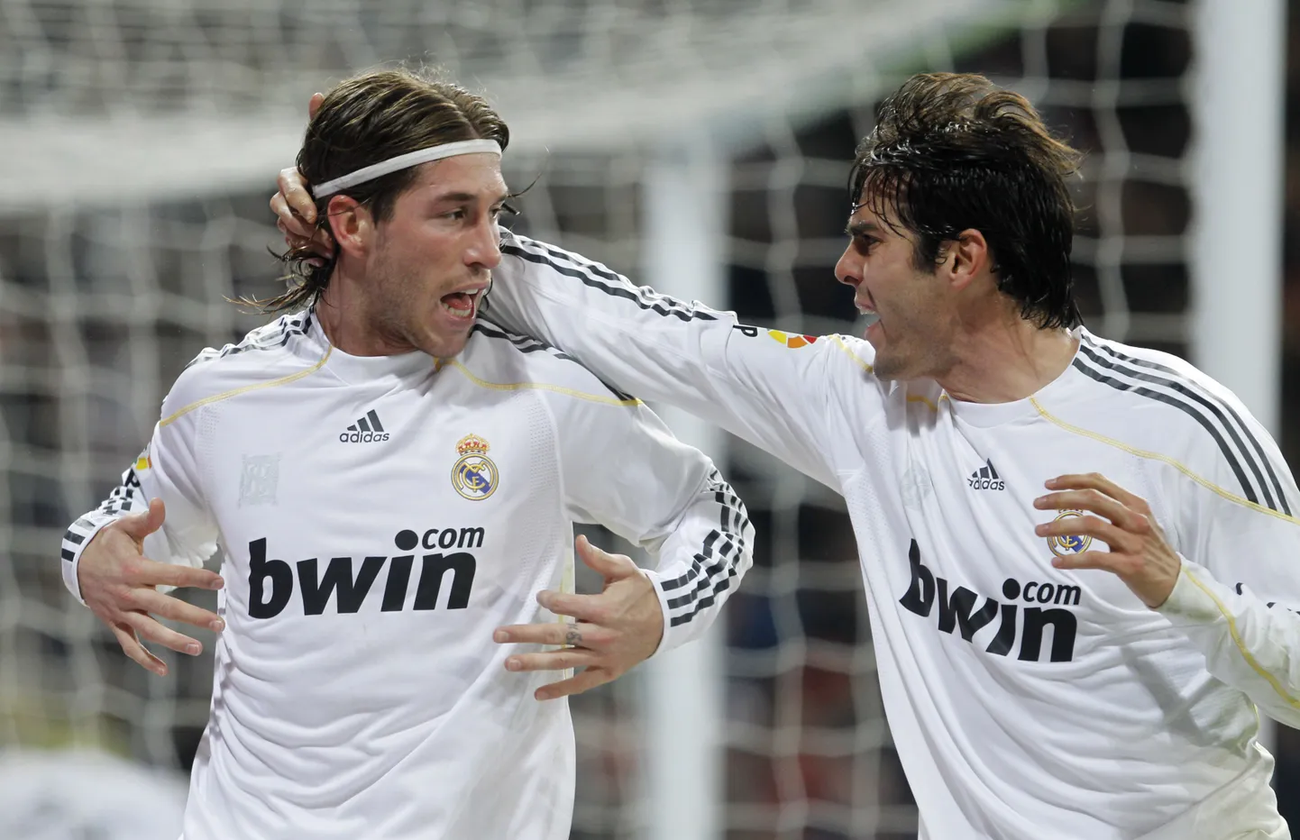 Kaká (paremal) ja Sergio Ramos.